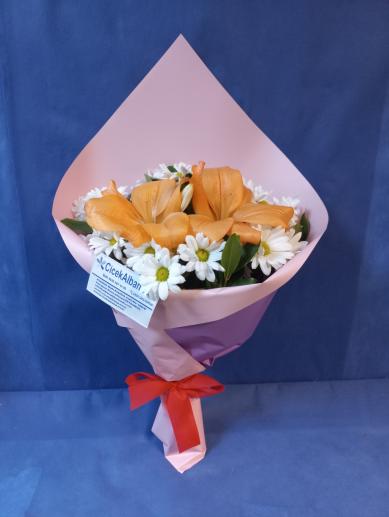 buket-15-gul-2-byz-papatya