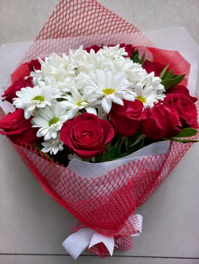 11-kirmizi-gul-4-papatya